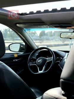 نيسان ألتيما